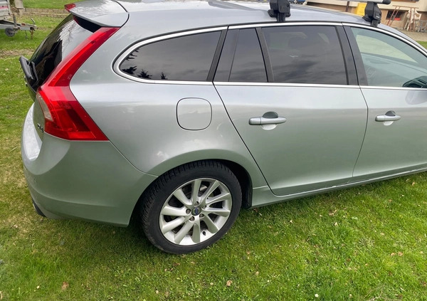 Volvo V60 cena 40500 przebieg: 225000, rok produkcji 2014 z Dobra małe 46